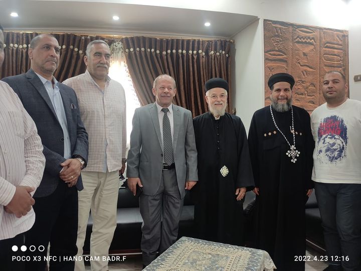 مسئولو جهازى النوبارية وبني سويف الجديدتين يقدمون التهنئة للإخوة الأقباط بمناسبة عيد القيامة المجيد توجه 79115 1