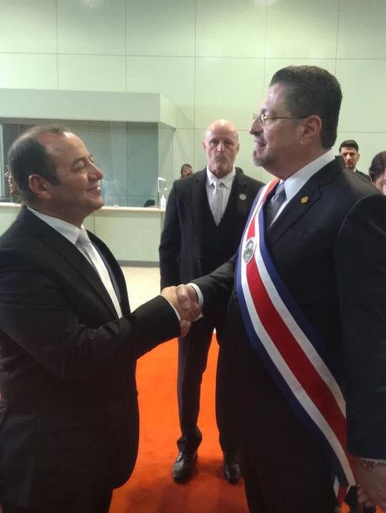 السفير المصري في بنما وغير مقيم لدى كوستاريكا يحضر مراسم تنصيب رئيس كوستاريكا الجديد حضر السفير ياسر 11897