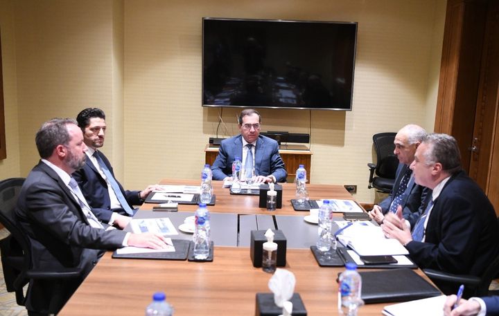 وزارة البترول والثروة المعدنية: تعزيز التعاون المشترك بين قطاع البترول وشركة بيكرهيوز 20152