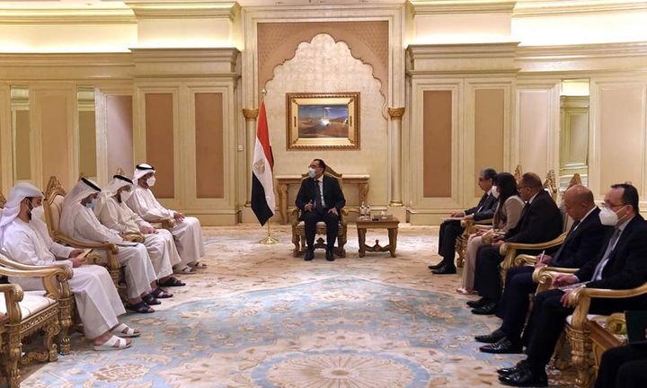 رئيس الوزراء يلتقى وزير الصناعة والتكنولوجيا المتقدمة بدولة الإمارات العربية المتحدة تشكيل فرق عمل من مصر 45297