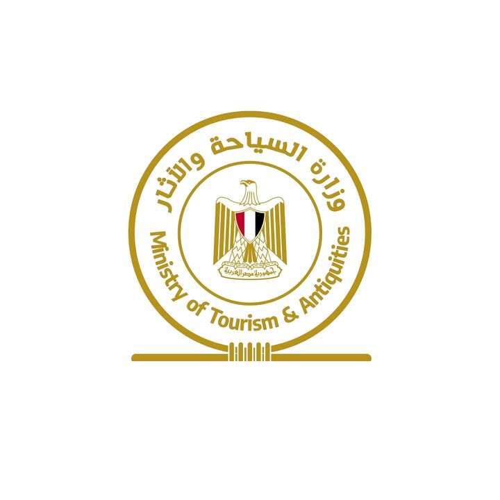 وزارة السياحة والآثار: - مد تسجيل أسماء المواطنين الراغبين في التقدم لأداء فريضة الحج السياحي حتى يوم 47133