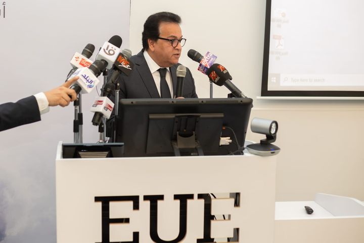 برعاية رئيس مجلس الوزراء وزير التعليم العالي يفتتح مؤتمر آثار التغيرات المناخية على الاستدامة 50738