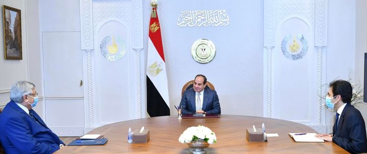 اجتمع السيد الرئيس عبد الفتاح السيسي اليوم مع الدكتور محمد عوض تاج الدين، مستشار رئيس الجمهورية لشئون الصحة 51097