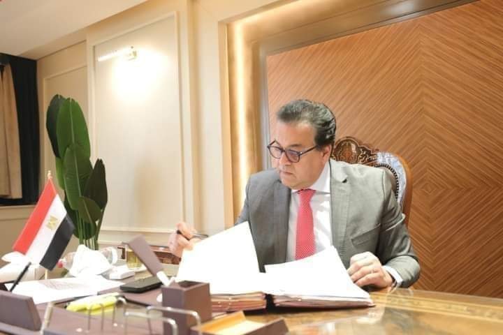 التعليم العالي: بروتوكول تعاون علمي بين بحوث البترول وجامعة الدلتا التكنولوجية تلقى د 52391