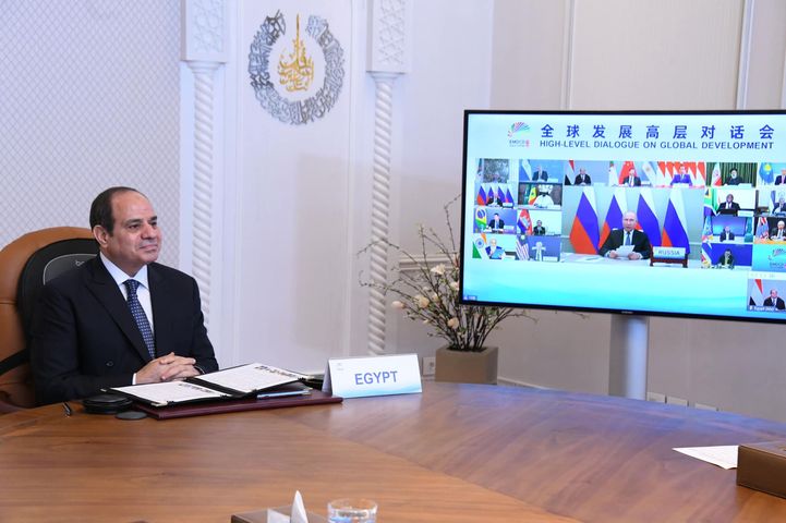 شارك السيد الرئيس عبد الفتاح السيسي بعد ظهر اليوم الجمعة عبر الفيديو كونفرانس في جلسة الحوار رفيعة المستوى 11807