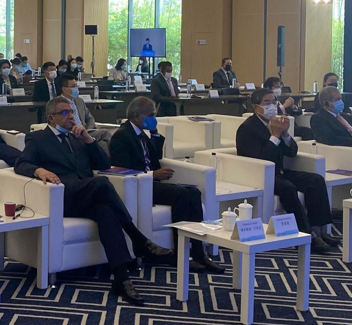 سفير مصر في بكين يستعرض تطورات الاقتصاد المصري والمبادرات الرئاسية لمكافحة الفقر ورفع مستوى معيشة المواطنين 57743