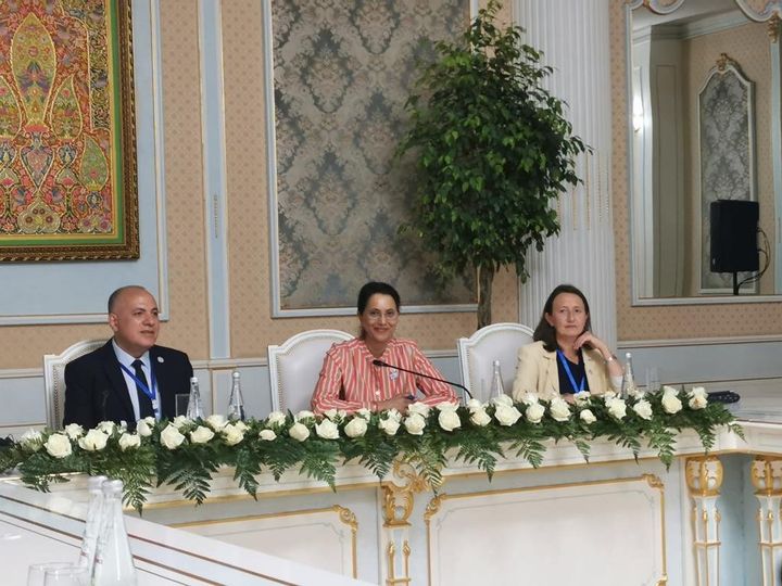 وزارة الموارد المائية والري: - الدكتور عبد العاطى يلتقى عدداً من الوزراء وكبار مسئولى المياه 59945