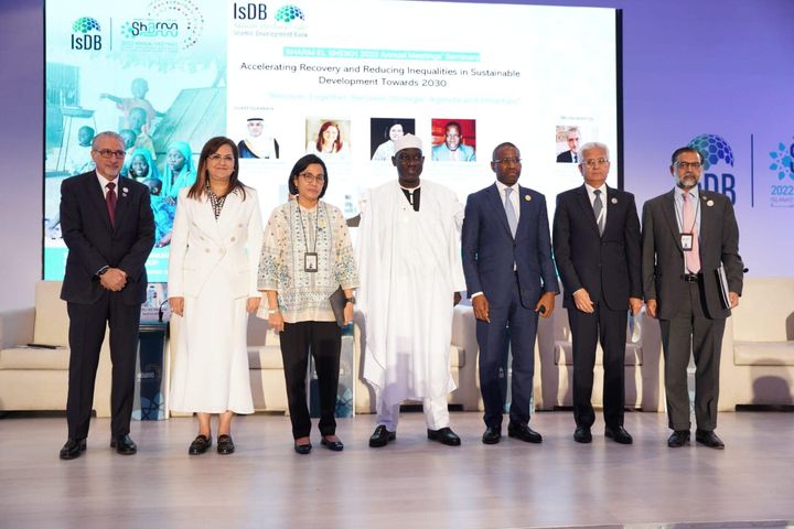 ضمن فعاليات اليوم الثالث للاجتماعات السنوية للبنك الإسلامي للتنمية بشرم الشيخ: وزيرة التخطيط والتنمية 69085
