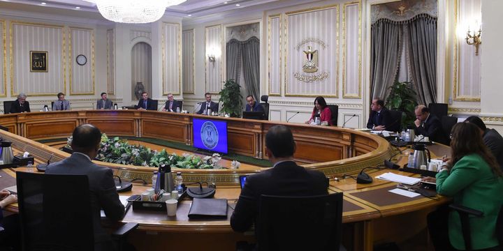 لاستعراض فرص الاستثمار المتاحة في السوق المصرية: رئيس الوزراء يلتقي مجموعة من ممثلي كبرى صناديق الاستثمار 69712