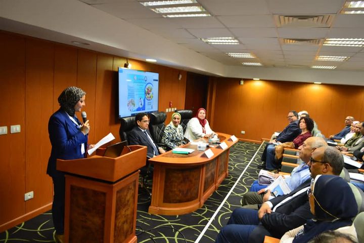 التعليم العالي والبحث العلمي: ورشة عمل بمدينة الأبحاث العلمية بالتعاون مع معمل فحوص الأغذية بجمرك الإسكندرية 95926