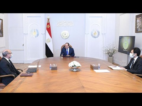 الرئيس عبد الفتاح السيسي يجتمع مع وزير العدل hqdefaul 21