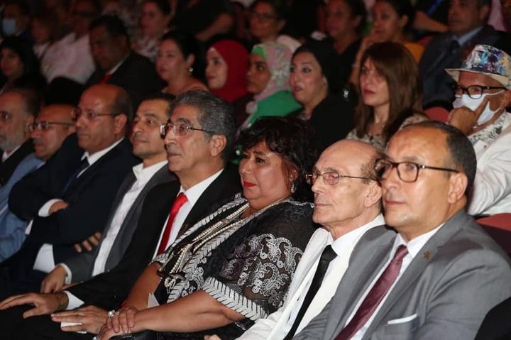 295448780_458517646318661_11271827764114