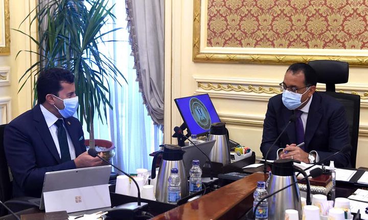 رئيس الوزراء يلتقي وزير الشباب والرياضة لاستعراض عدد من ملفات عمل الوزارة التقى الدكتور مصطفى مدبولي، 47019