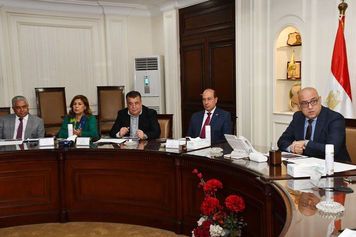 294623418_387645666830635_38670210265022