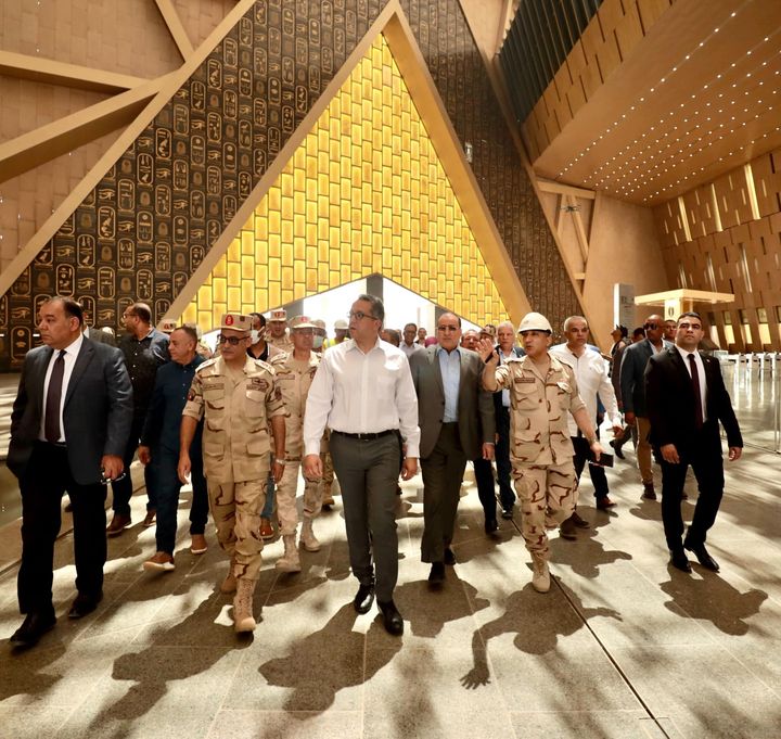٢٤ يوليو ٢٠٢٢ - جولة تفقدية موسعة لوزير السياحة والآثار ومستشار رئيس الجمهورية للتخطيط العمراني ورئيس 53227