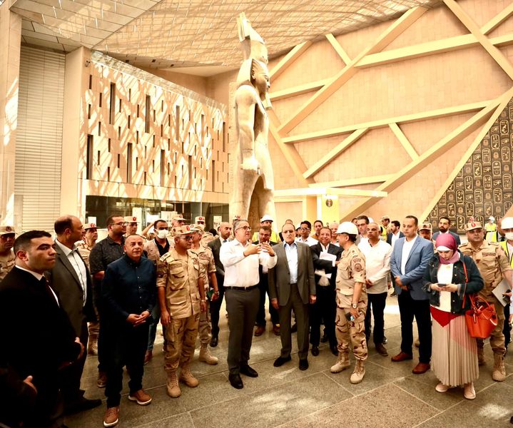 294189875_417530903741795_68692605615281