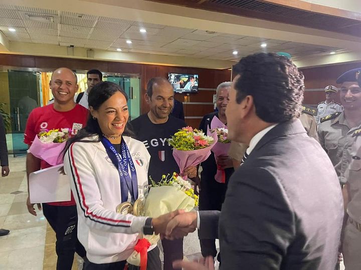 وزارة الشباب والرياضة: وزير الشباب والرياضة يستقبل بسنت حميدة وإيهاب عبد الرحمن بعد عودتهم من 78084