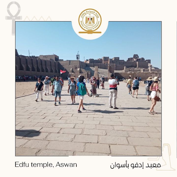 296148171_423880583106827_27098072907438