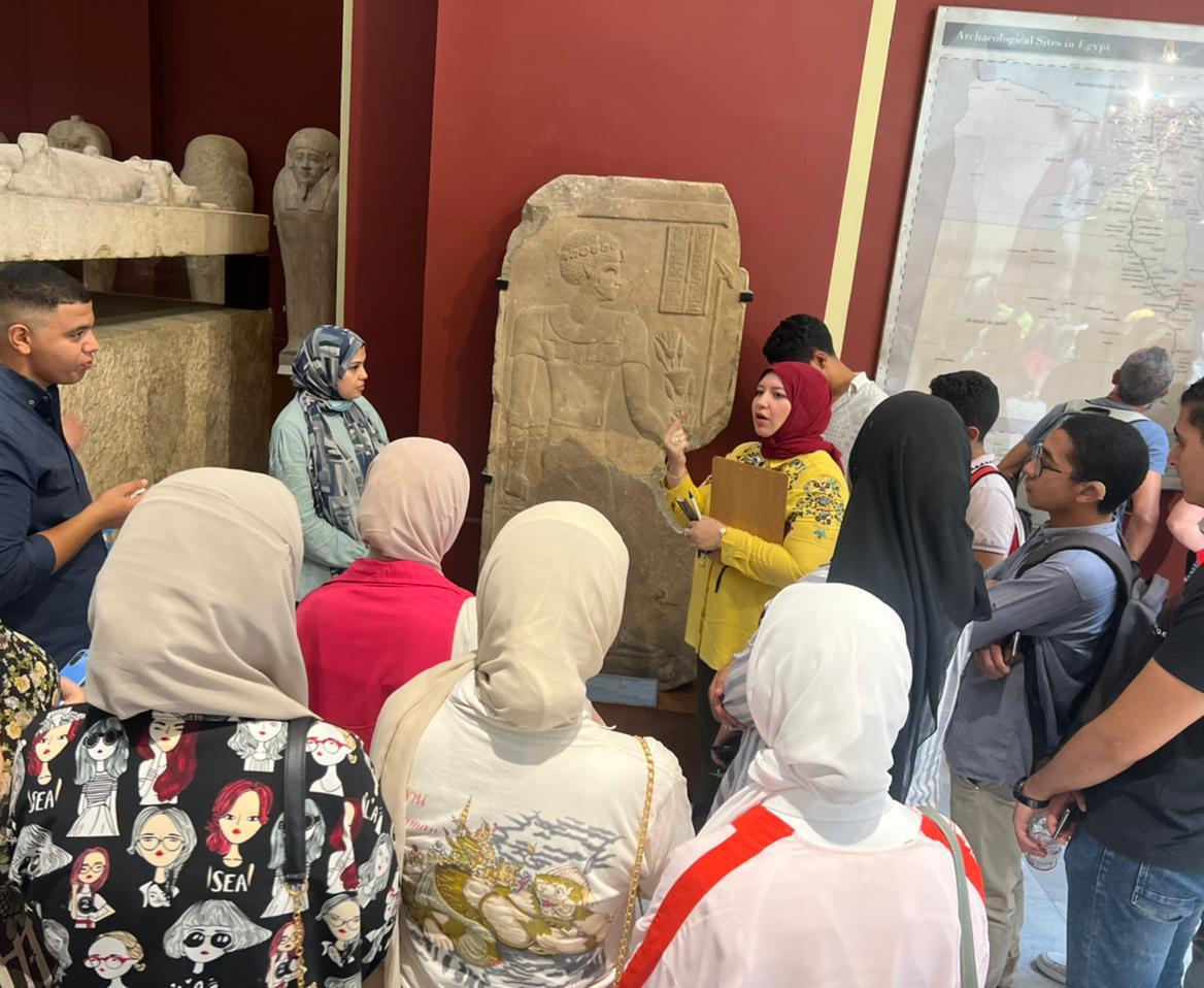 المتحف المصري إدارة الأنشطة الثقافية تدريب طلاب الفرقتين الثانية و الثالثة قسم الإرشاد السياحى كلية FbgYkkFXkAEbULU