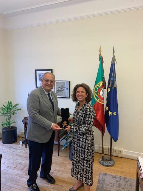 لقاء السفير المصري في البرتغال مع سكرتيرة الدولة البرتغالية للسياحة استمراراً لجهود تعزيز التعاون 12990
