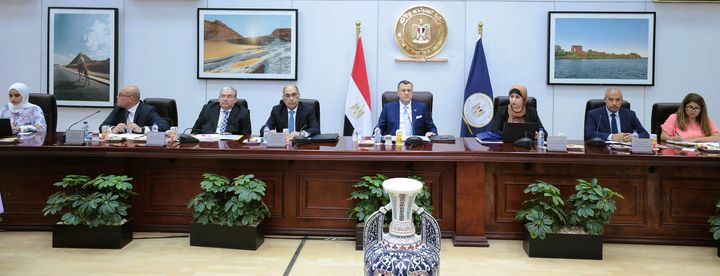 وزارة السياحة والآثار: ٢٦ سبتمبر ٢٠٢٢ - وزير السياحة والآثار يترأس اجتماع مجلس إدارة المجلس 31945