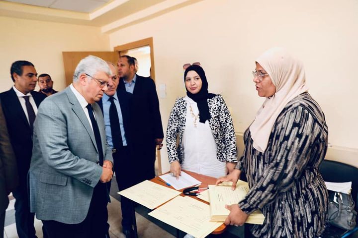 وزارة التعليم العالي والبحث العلمي: وزير التعليم العالى يتفقد مقر مكتب التنسيق بجامعة عين شمس 59983