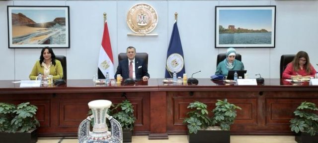 وزارة السياحة والآثار: - وزير السياحة والآثار يستقبل مدير منطقة شمال إفريقيا والشرق الأوسط 69839