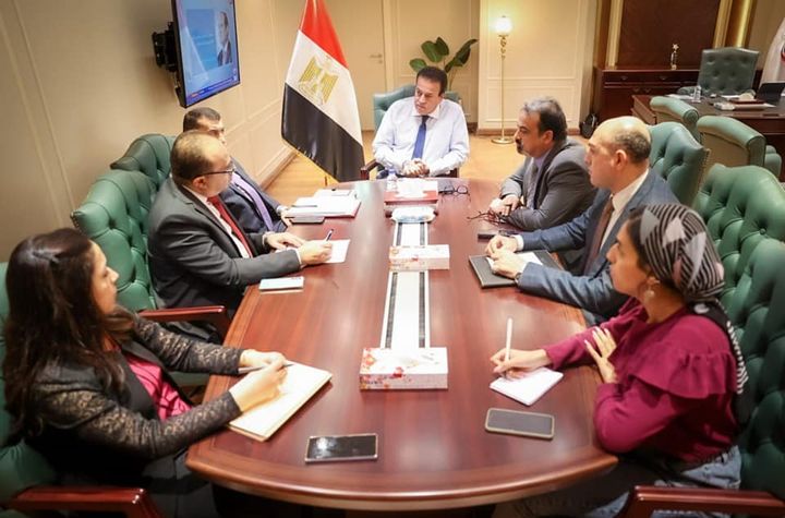 وزارة الصحة والسكان: وزير الصحة يعقد اجتماعًا لمتابعة سير العمل بمبادرة رئيس الجمهورية لإنهاء 90423