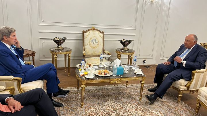 وزارة الخارجية: التقى وزير الخارجية سامح شكري، الرئيس المعين للدورة ٢٧ لمؤتمر أطراف اتفاقية 91241