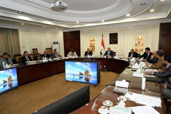 خلال اجتماعه برئاسة وزير الإسكان: مجلس إدارة الهيئة العامة للتنمية السياحية يعتمد الحساب الختامى للهيئة 95173