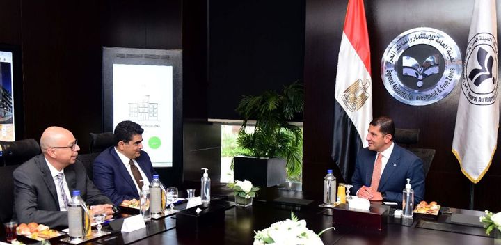 الهيئة العامة للاستثمار والمناطق الحرة وشركة سان جوبان العالمية يبحثان توسعات الشركة في مصر سان جوبان 96462