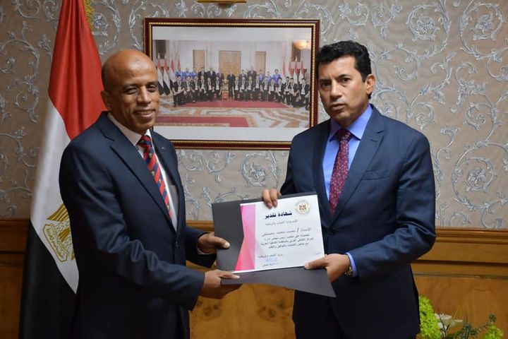 وزارة الشباب والرياضة: وزير الرياضة يكرم القائد محمد مصطفى والقائدة منى أمين لفوزهم بمناصب في 20629