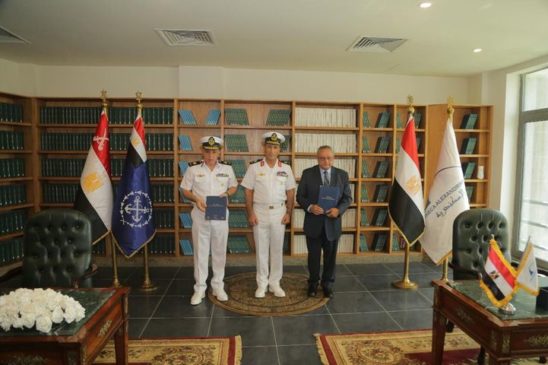 المتحدث العسكرى خير أجناد الأرض حرب أكتوبر إرادة وطن : الكلية البحرية توقع بروتوكول تعاون مع مكتبة الأسكندرية 33521
