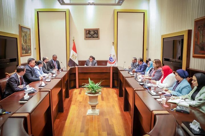 وزارة الصحة والسكان: وزير الصحة يبحث مع شركة «جلياد للعلوم» توفير أحدث الأدوية المطورة لعلاج 69468