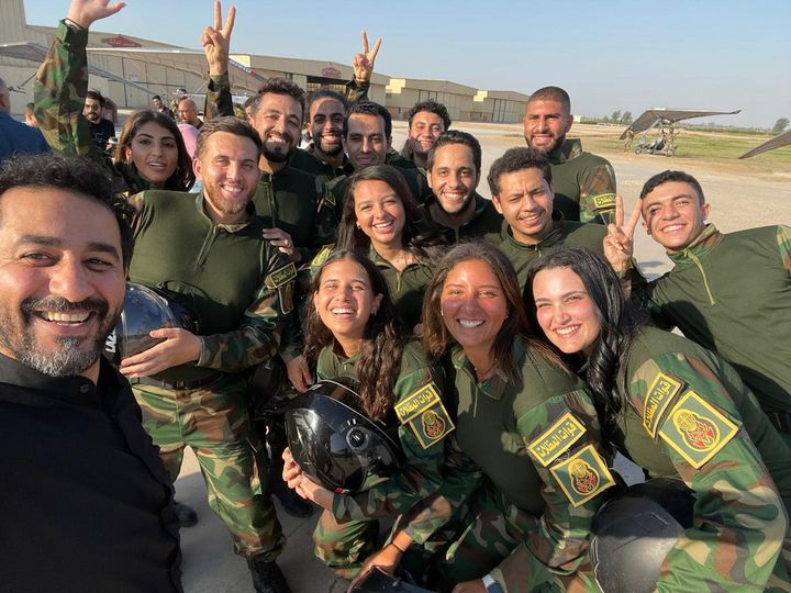 شباب الدارسين بالخارج يعبرون لوزيرة الهجرة عن فخرهم بمعايشة المقاتلين والمشاركة في فيلم مصري … 87111