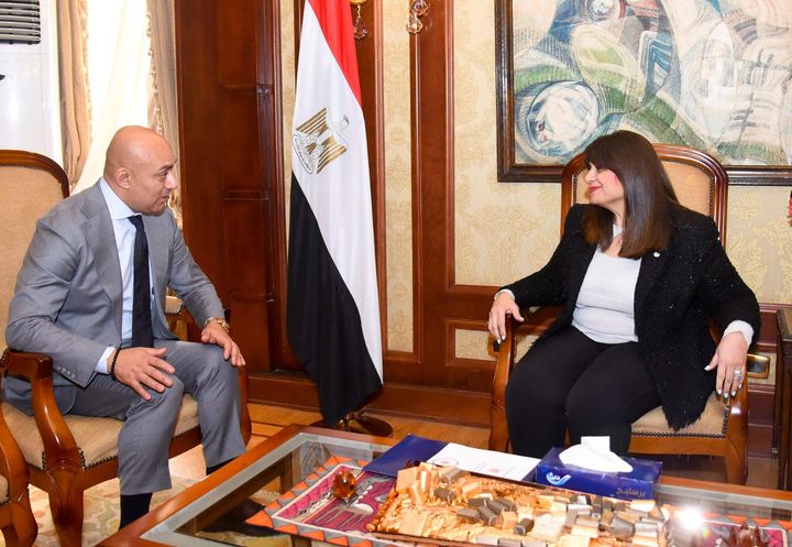 وزيرة الهجرة تلتقي رجل أعمال مصري بأمريكا لبحث خطته للتوسع في الاستثمار بمصر … 98067