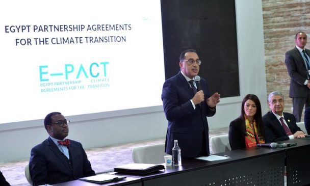 ضمن فعاليات مؤتمر تغير المناخ COP27 بشرم الشيخ: رئيس الوزراء يلقي كلمة خلال توقيع اتفاقيات حشد التمويلات 19566
