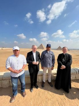 وزارة السياحة والآثار: 9 نوفمبر 2022 - رئيس وزراء الفاتيكان يزور منطقة أهرامات الجيزة 22060