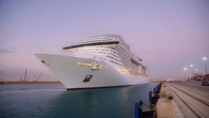 وصول السفينة السياحية Splendida ميناء السخنة على متنها ٢٢٠٠ سائح 
السخنة تستقبل رحلات سياحية منتظمة أسبوعياً