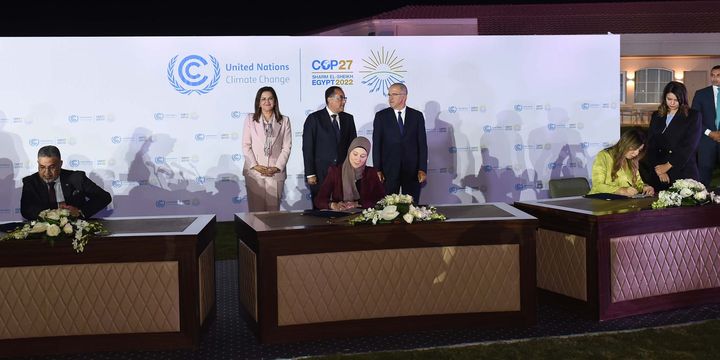 على هامش فعاليات مؤتمر المناخ COP27 بشرم الشيخ: رئيس الوزراء يشهد توقيع مذكرة تفاهم بشأن إنشاء مجلس الأعمال 72893