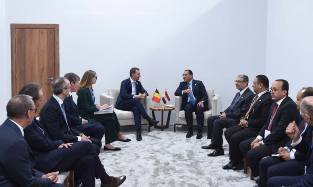 ضمن فعاليات مؤتمر تغير المناخ COP27 بشرم الشيخ: رئيس الوزراء يلتقى ممثلى تحالف بلجيكي للشركات المتخصصة فى 75057