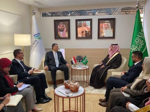 ٧ نوفمبر ٢٠٢٢ - وزير السياحة والآثار يلتقي مع وزير السياحة السعودي خلال مشاركتهما في فعاليات 85658