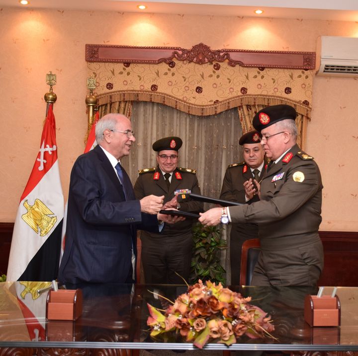المتحدث العسكرى خير أجناد الأرض : القوات المسلحة توقع عقد تعاون مشترك مع الشركة المصرية للأقمار الصناعية 86128