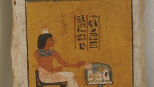 المتحف المصري 
قطعة من نسيج الكتان الملون عثر عليها فى مقبرة سن نفر دير المدينة المقبرة الغربية - عصر الدولة