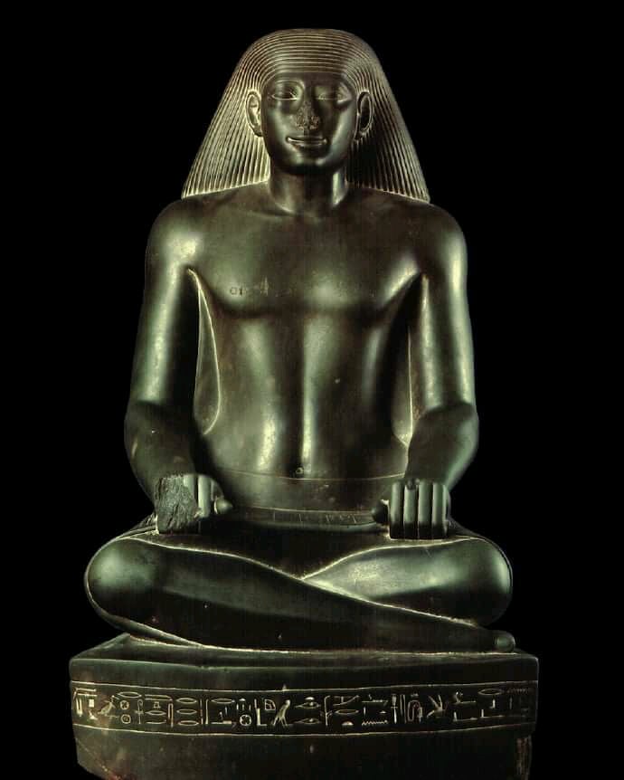 المتحف المصري تمثال للوزير نس- با -كا -شو -تي العصر المتأخر الآسرة السادسة والعشرين رقم سجل عام 36665 يمثل File RAWYAA edQ