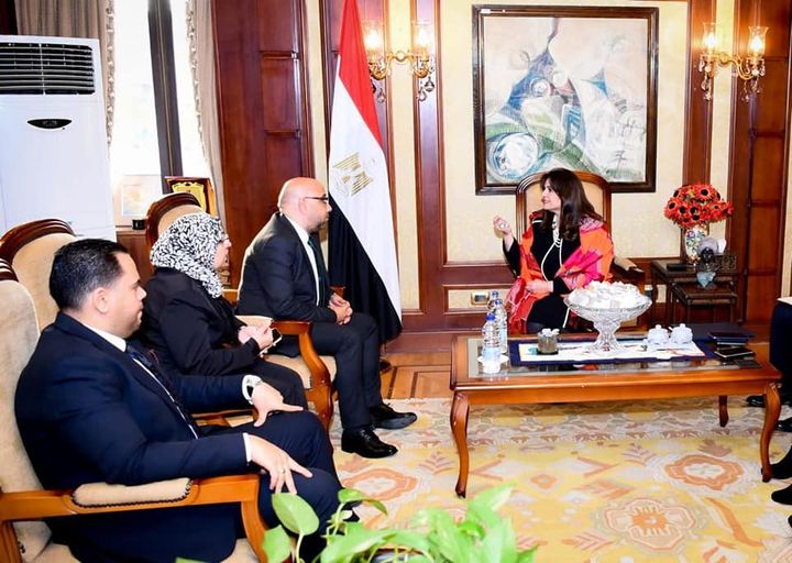وزارة الدولة للهجرة وشئون المصريين بالخارج: وزيرة الهجرة تستقبل أحد أكبر المستثمرين المصريين 20199