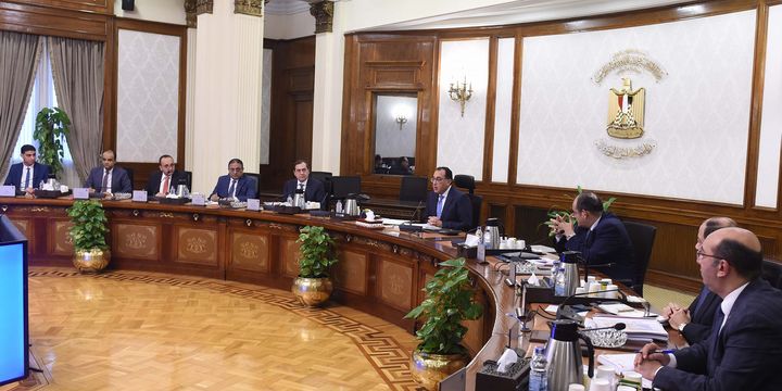 رئيس الوزراء يتابع جهود تنمية منطقة المثلث الذهبي مدبولي يطالب بتحديد عدد من المشروعات التنموية بالدراسة 25616