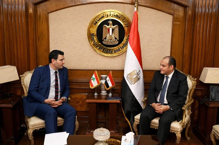 وزارة التجارة والصناعة: وزير التجارة والصناعة يبحث مع وزير الزراعة اللبناني تنمية أطر التعاون 44374