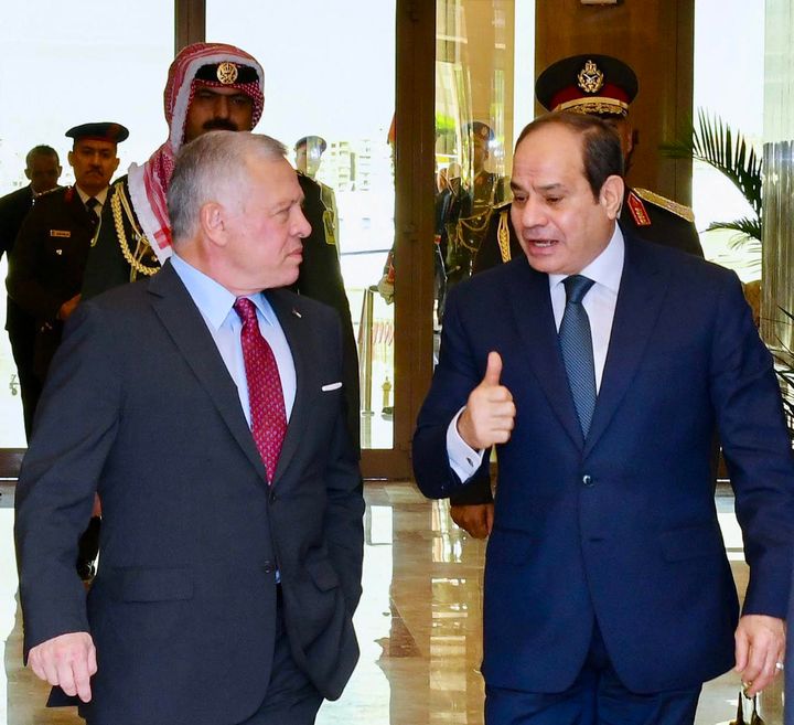 اجرى السيد الرئيس عبد الفتاح السيسي اتصالاً هاتفياً صباح اليوم مع الملك عبد الله الثاني بن الحسين، ملك 85074