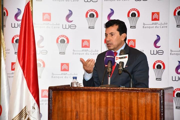 وزارة الشباب والرياضة: وزير الشباب والرياضة يُكرم عبد المطلب لفوزه بمنصب نائب رئيس الرابطة 90150